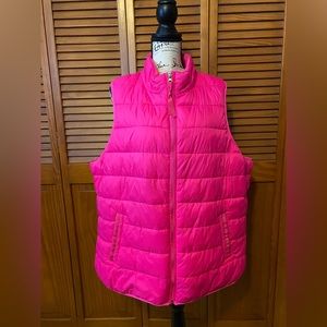Women’s plus light weight vest